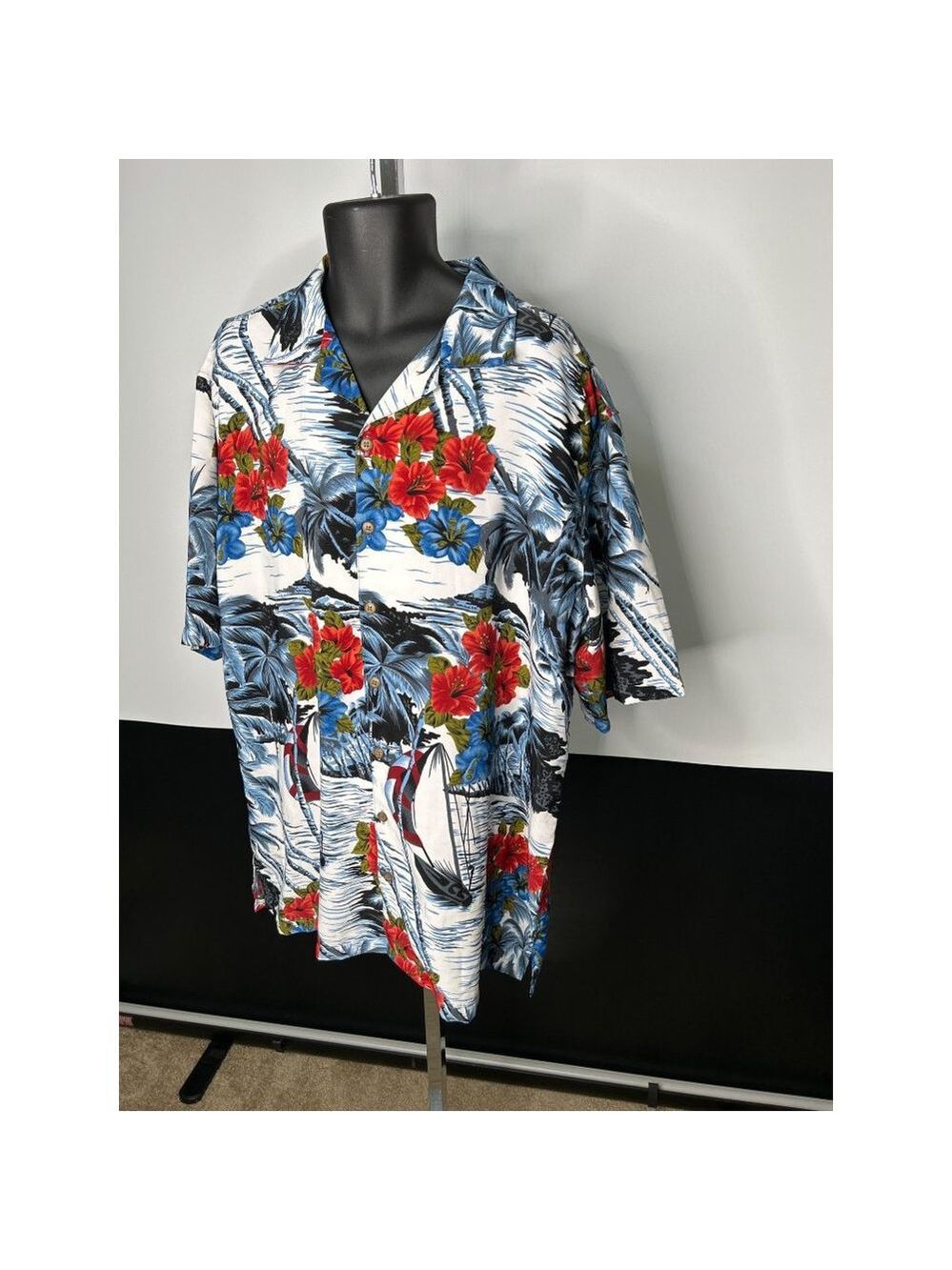 Reservoir Hawaiian Style Shirt Blue Red Green 2XLT Big & Tall - Picture 2 of 7
